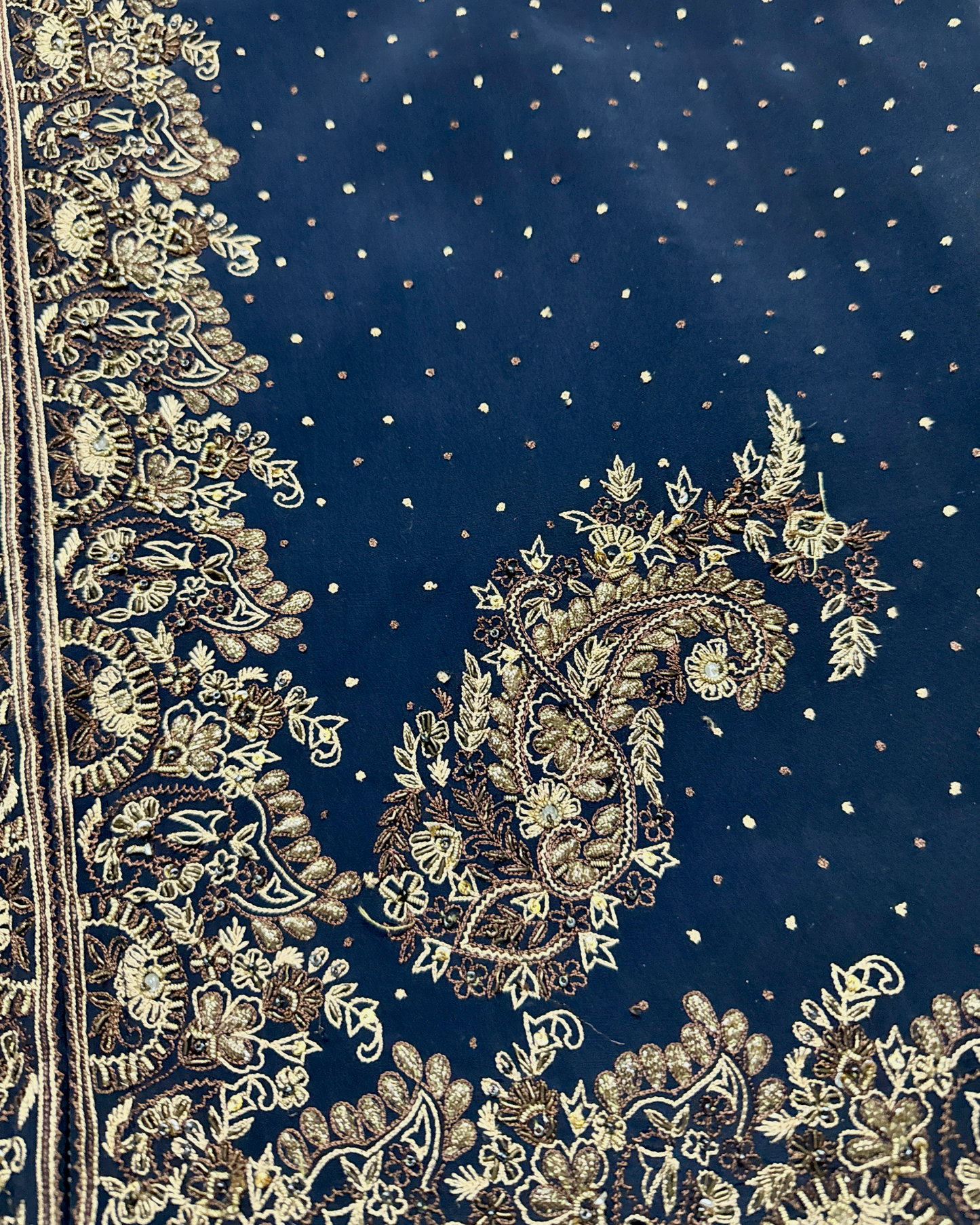 Aari Embroidered Jacket 02